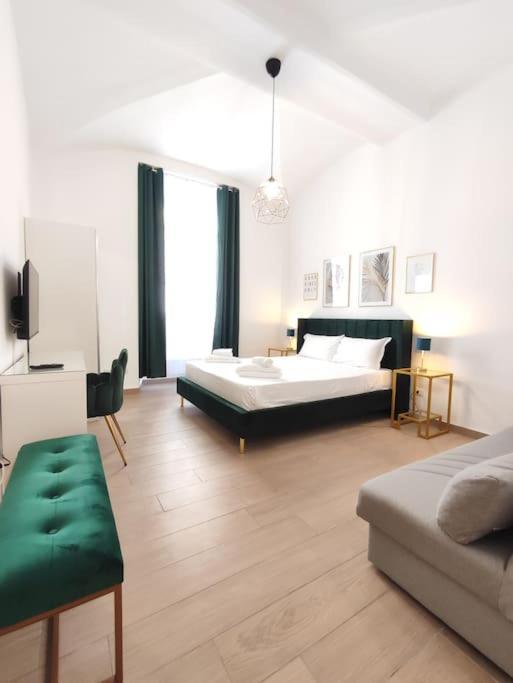 The Gold Apartment Рим Экстерьер фото